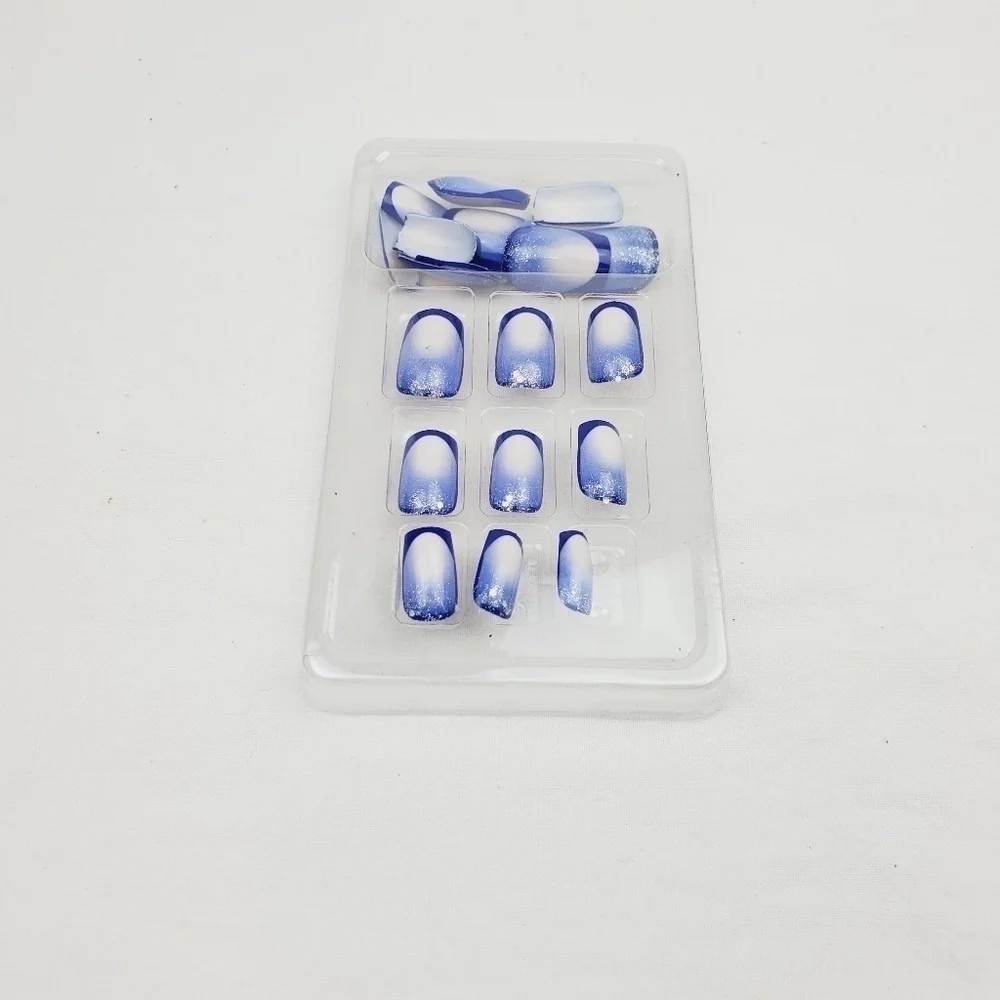 24 Pieces Fake Press On Nails